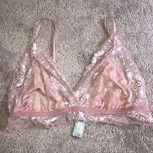 pink bra